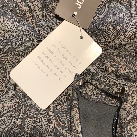 SOLD💰Paisley Silk Skirt - Picture 5 of 7